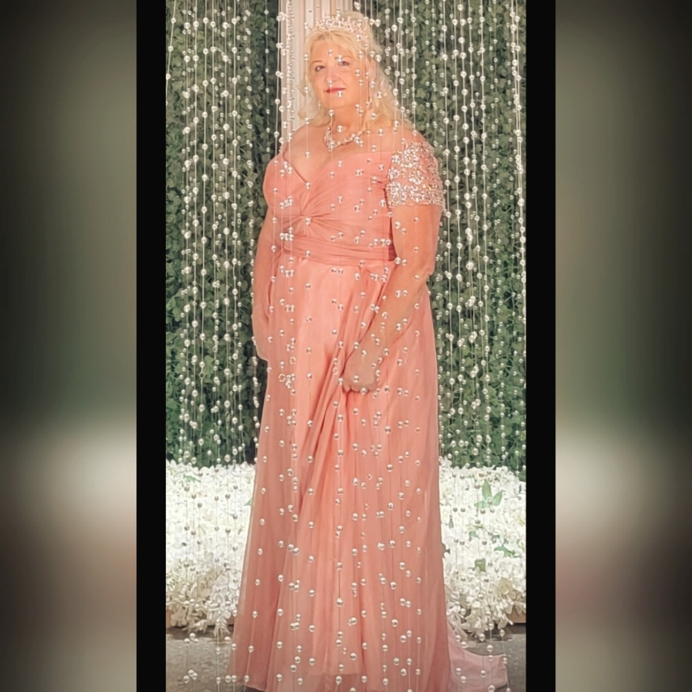 Meet your Posher, Felicia